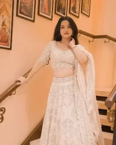 Escort Bodh Gaya